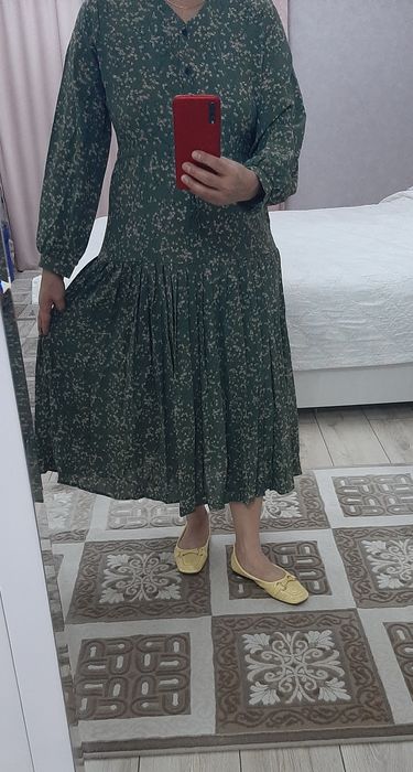 Новое легкое платье, ткань как шелк