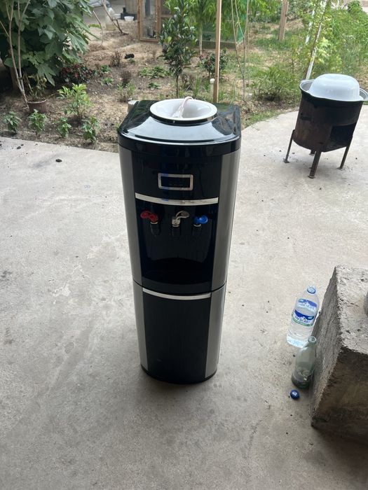 Кулер аппарат сотилади