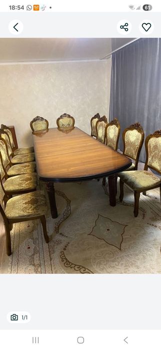 Стол со стульями