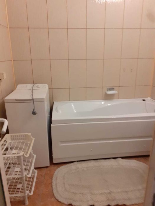 Închiriez apartament 2 camere Tineretului