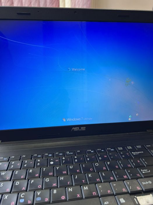 Лаптоп ASUS+подарък таблет HUAWEI