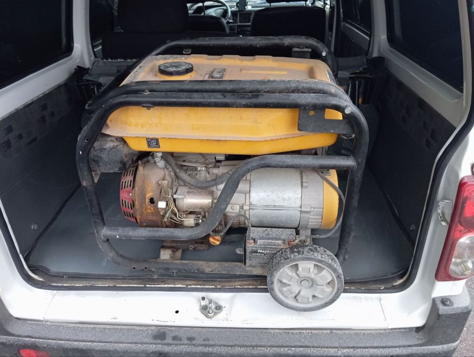 6 kw генератор Dvejok sotiladi holati yaxshi