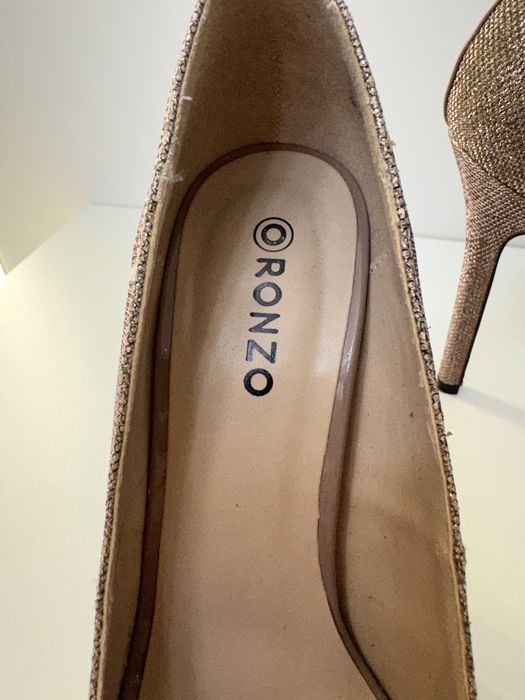 Туфли стрипы хилсты блестящие