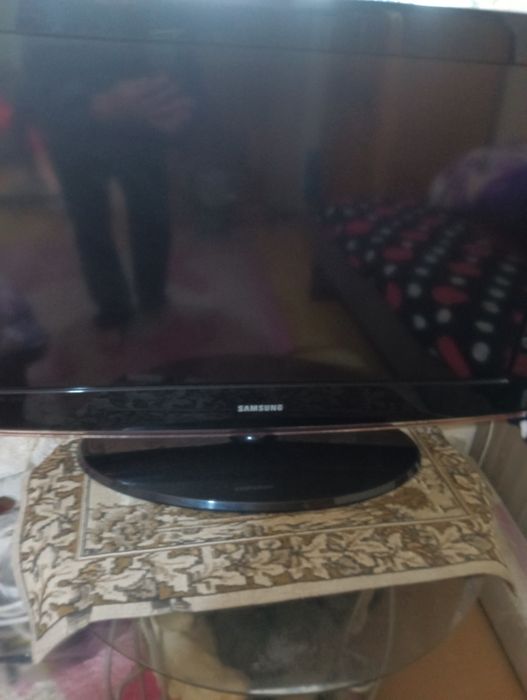 Televizor Samsung se poate pune și pe perete  500