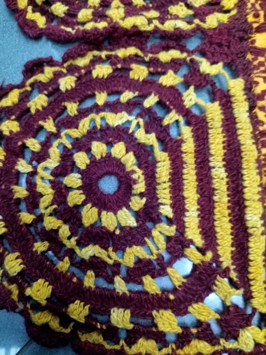 Вълнено покривало с дантела ново