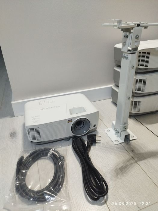 Проектор ViewSonic PA503S белый