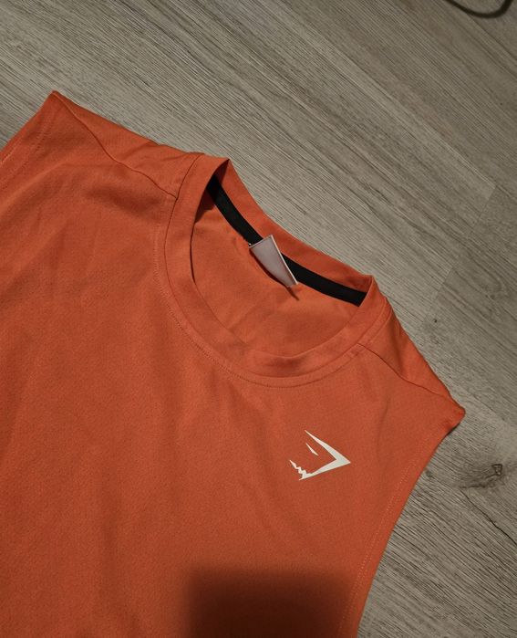 Gymshark потник S размер