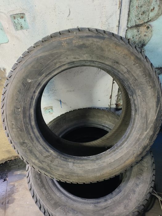 Шины шипованные Viatti 195/65/R15