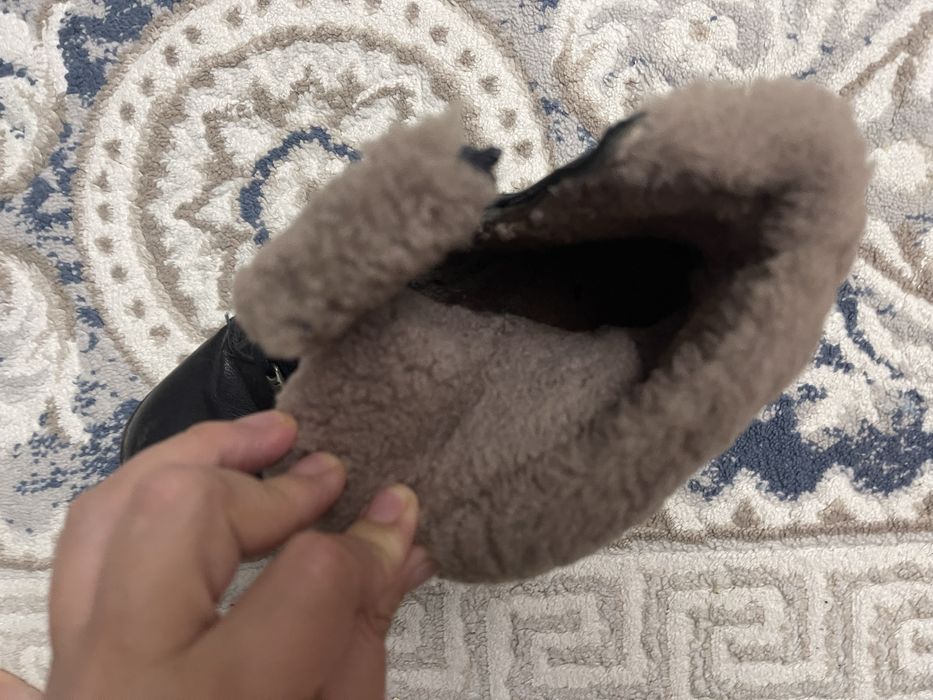 Полу сапоги. Ботинка для девочек. Женский