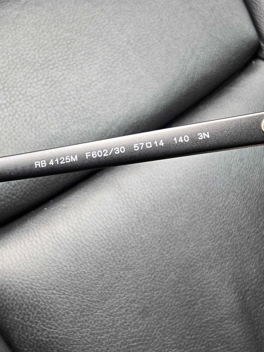 Ochelari de soare Ray Ban  Ferrari