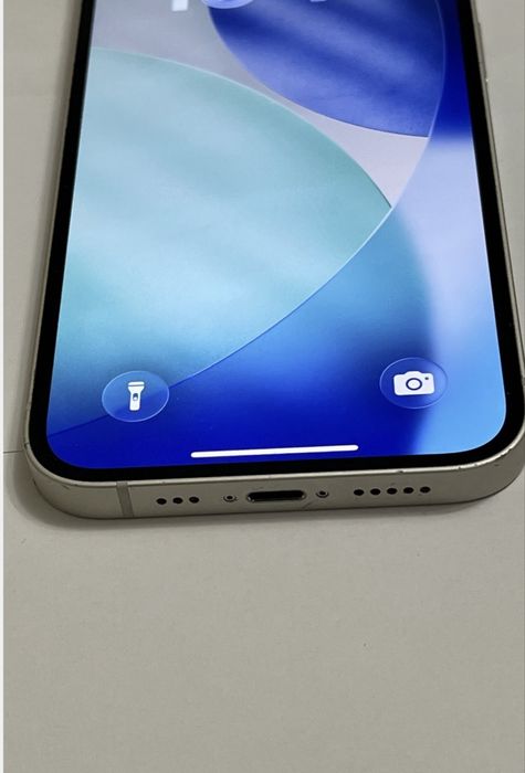 Iphone 13 display impecabil 128 GB, 81% sanatate baterie,funcțional și deblocat, liber