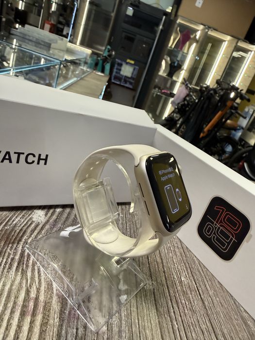 Apple Watch SE 3 Starlight 40mm