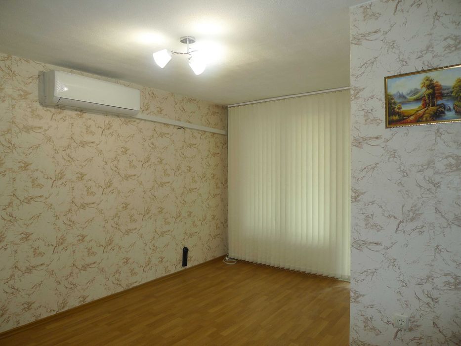 Дава се под наем Тристаен апартамент в София, Банишора - 650 кв.м за 648.21 € - Снимка #7