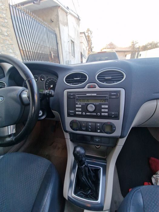 Vând Ford Focus Titanium 2005