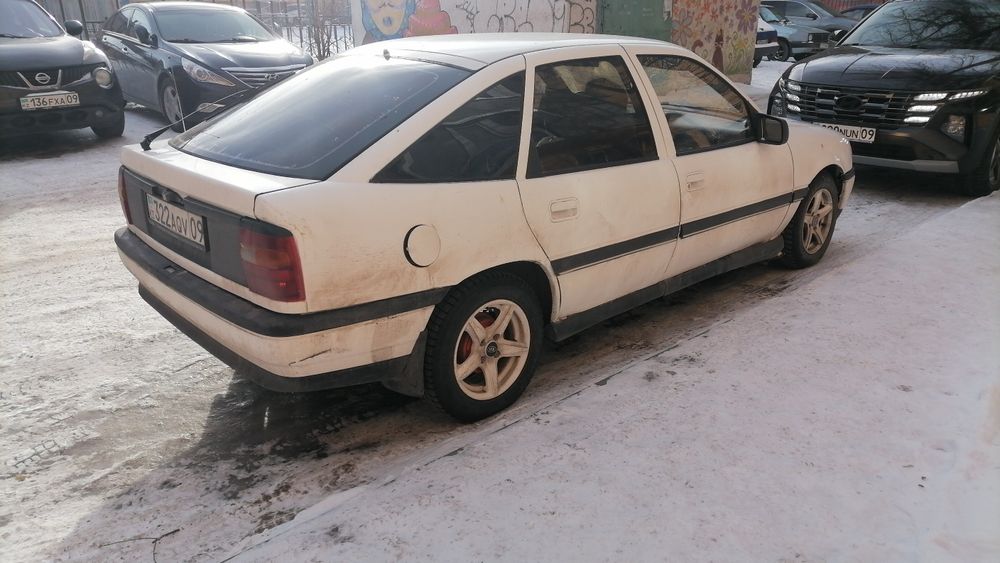 Опель вектра а 1.6 моно продам