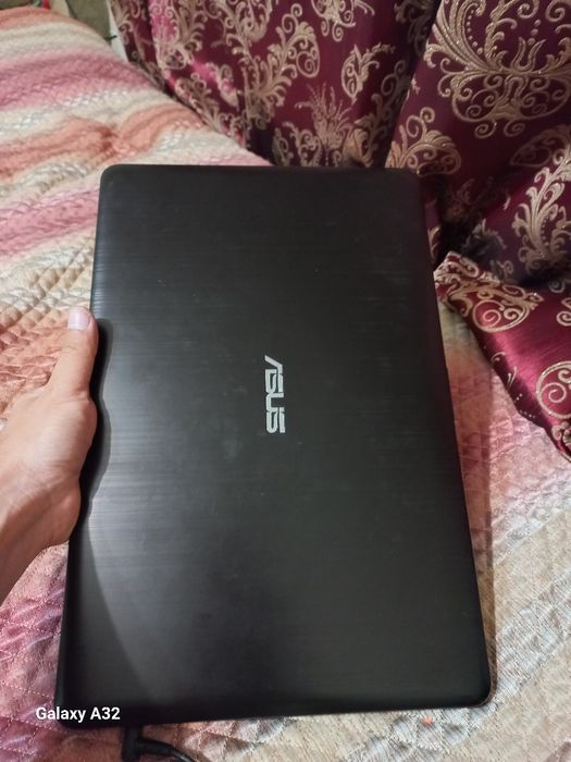 Asus x540u ноутбук