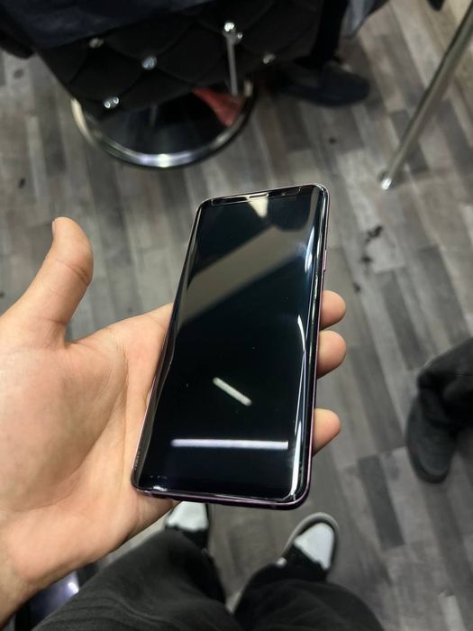 Samsung s9+ 64/6gb