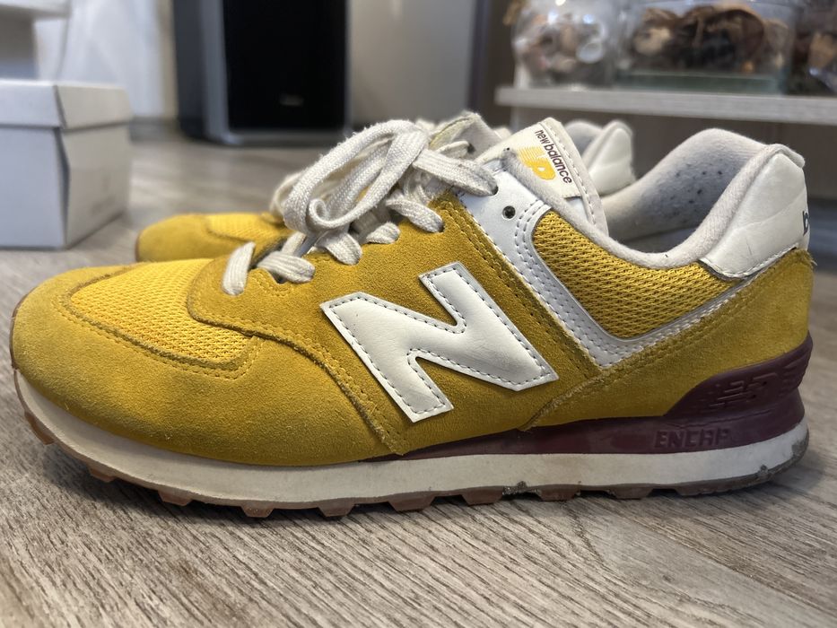 Обувки new balance