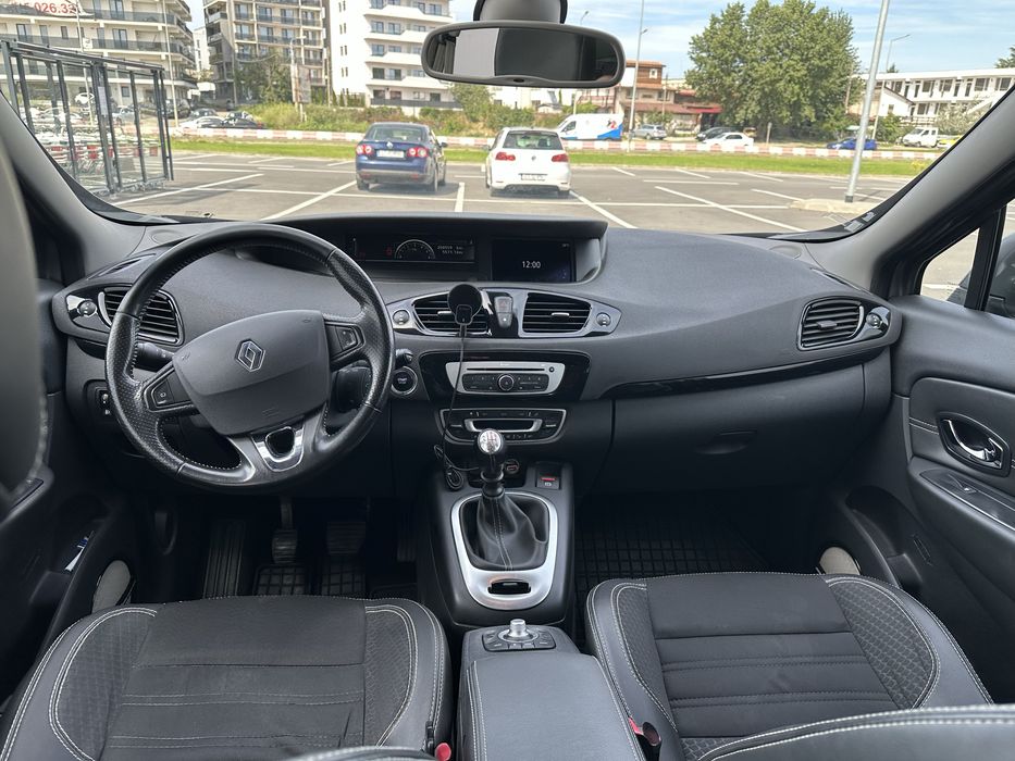 RENAULT Scenic 2015 — imagine 5