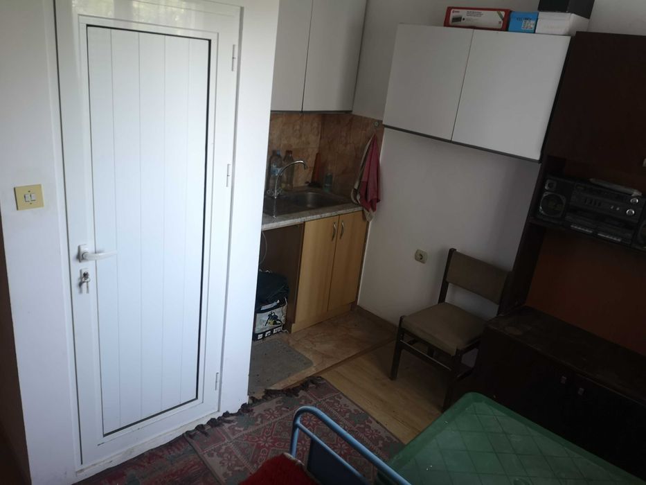 Продавам многостаен апартамент