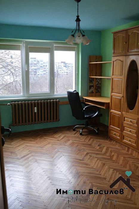 Продава се Тристаен апартамент в София, Център - 76 кв.м за 1467 €/кв.м - Снимка #5