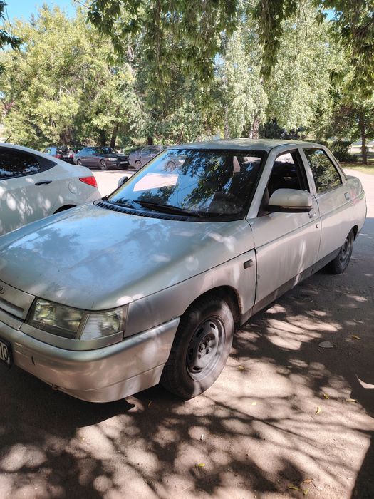 Продам ваз 2110.