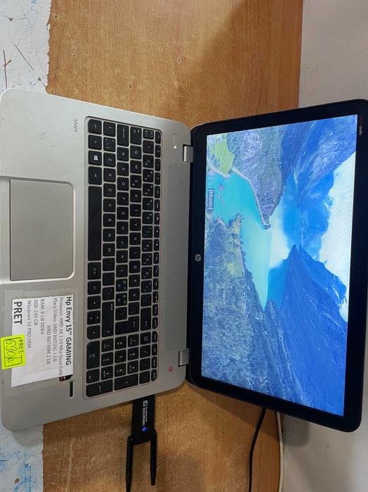 Laptop  GAMING HP ENVY 15-j118so 15,6''1TB HDD 8GB Ram Amd A8 Garantie 2 ani