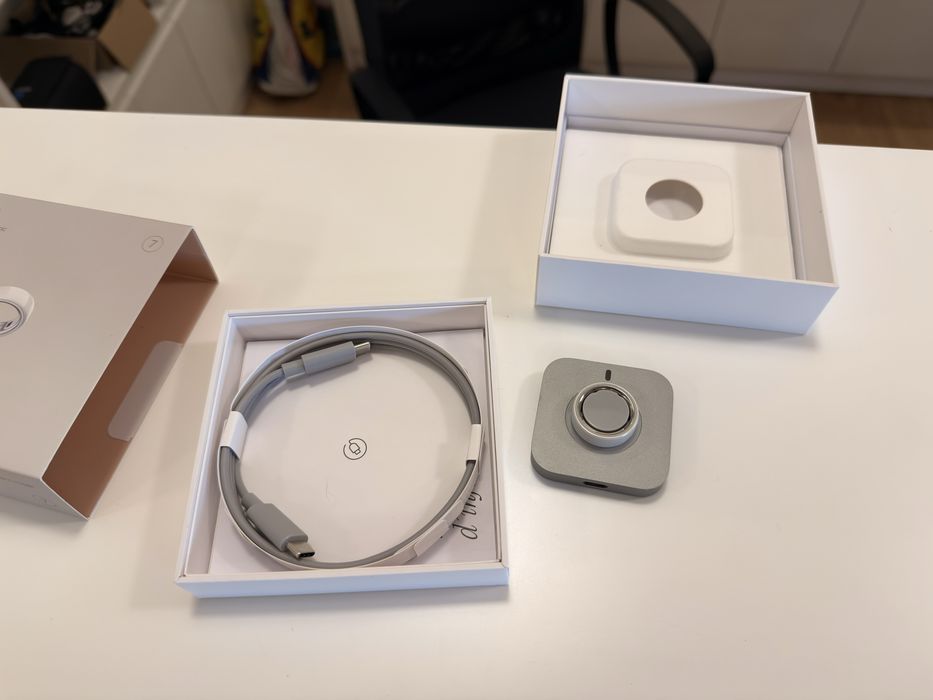 Продавам Oura Ring 4 Ceramic, размер 7