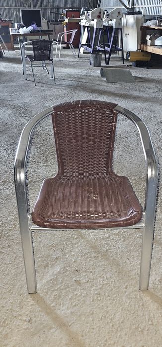 Стол стуля сатылады