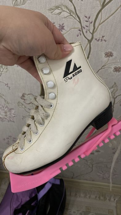 Продам коньки б/у 32 размер