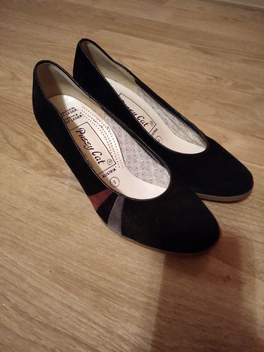 Pantofi din piele năbuc, mărimea 38, Pussy Cat