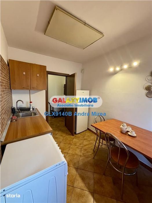 Inchiriere garsoniera Decebal Piata Muncii 3 minute METROU