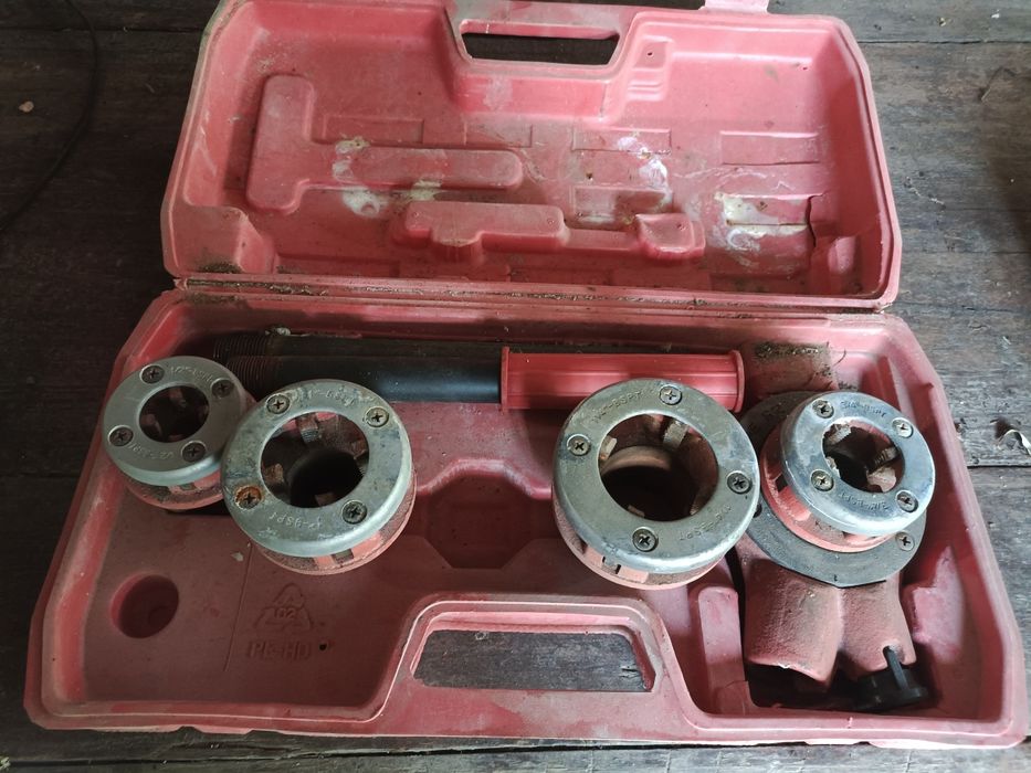 Резборез. резьба для труб