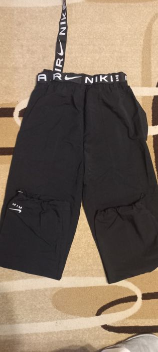 Оригинално долнище Nike