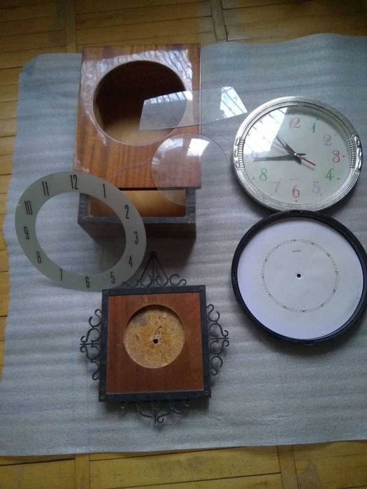 Продам часы и корпусы б/у