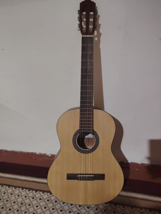 Гитара профессиональная 7