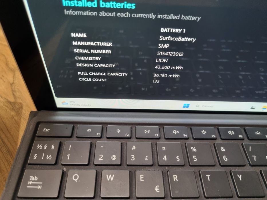 Microsoft Surface Pro 7 i5 1035G4, 8 GB RAM, 256 GB SSD