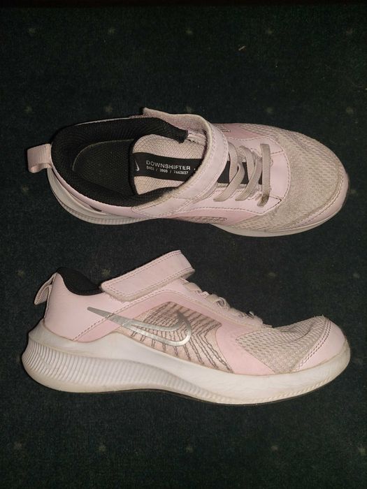 Маратонки Nike 31номер