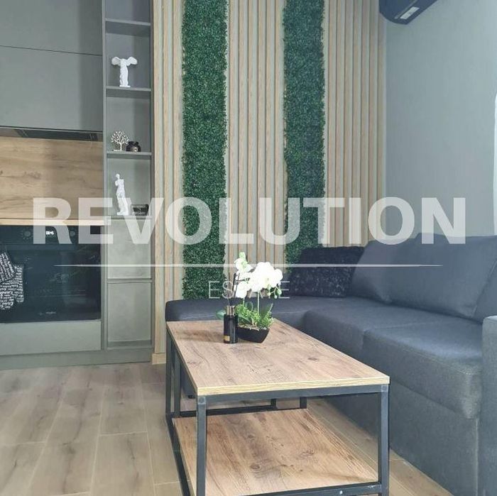 Дава се под наем Двустаен апартамент в Варна, м-т Пчелина - 60 кв.м за 550 € - Снимка #1