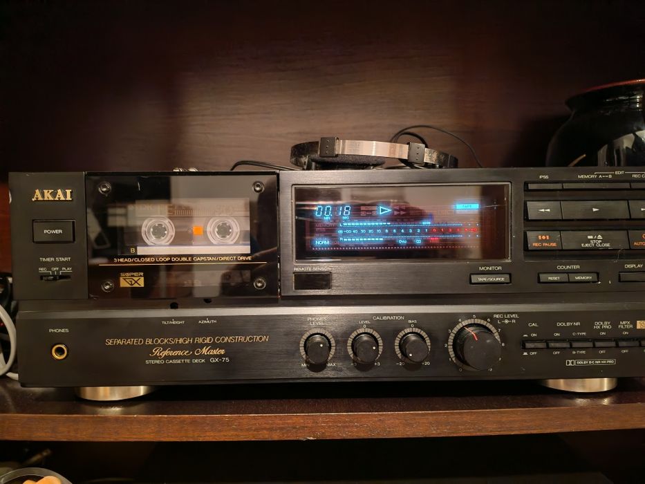 Vand Deck akai gx 75