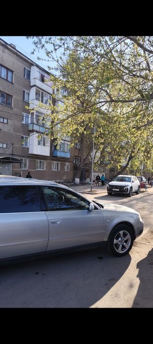 Срочно продам автомобиль универсал