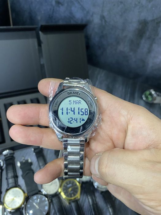 Продам Мужские часы