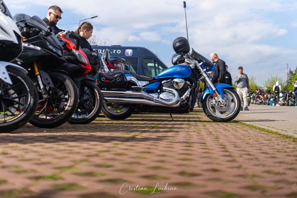 Suzuki boulevard m90