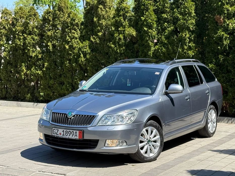 Skoda Octavia Skoda Octavia 2.0 TDI Bi-xenon / Trapa / Navi / Senzori parcare