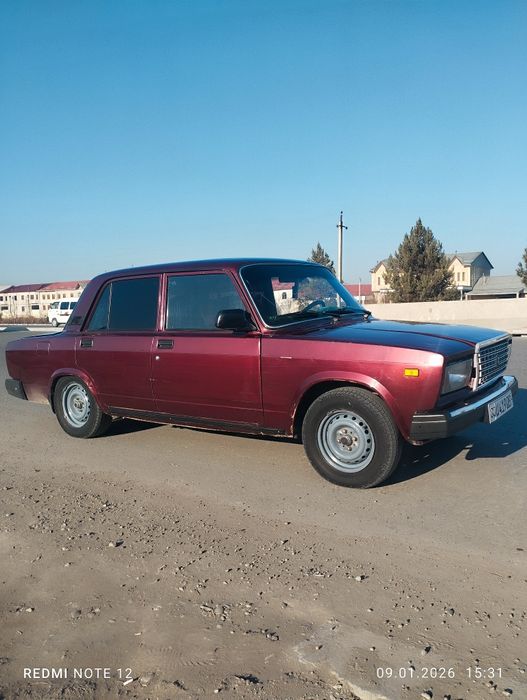 Vaz 2107 srochno sotiladi