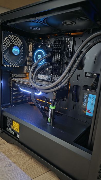 Vand PC Gaming  Ryzen,RTX,RGB,Tastatura,Mouse,Joystick