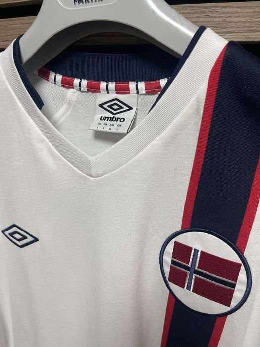 UMBRO : Norway Away Shirt 2012/13 - Норвегия размер Л / Оригинал