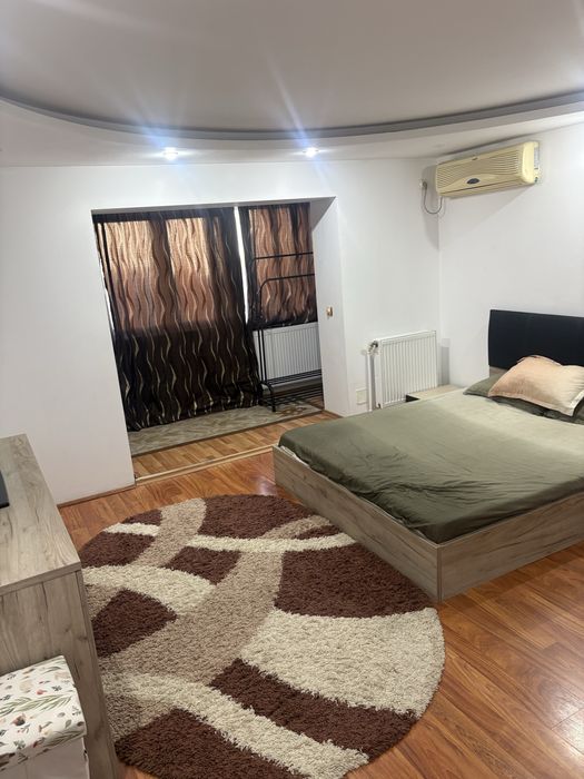 Inchiriez apartament!!
