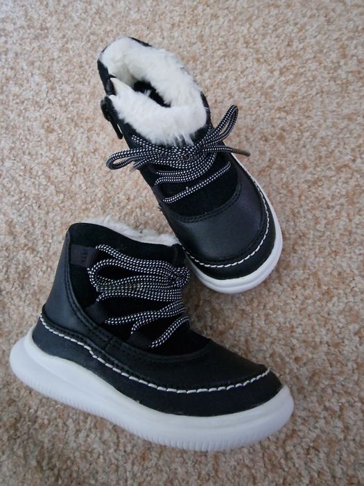 Ботинки на мальчика 20размер