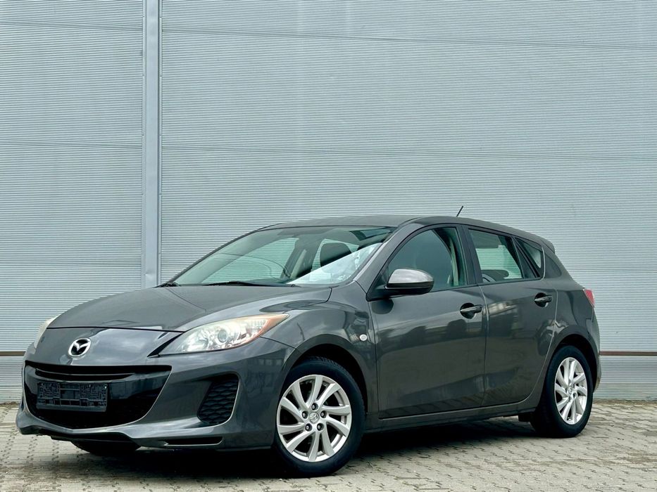 Mazda 3 Hatchback – 1.6 Diesel – 2013